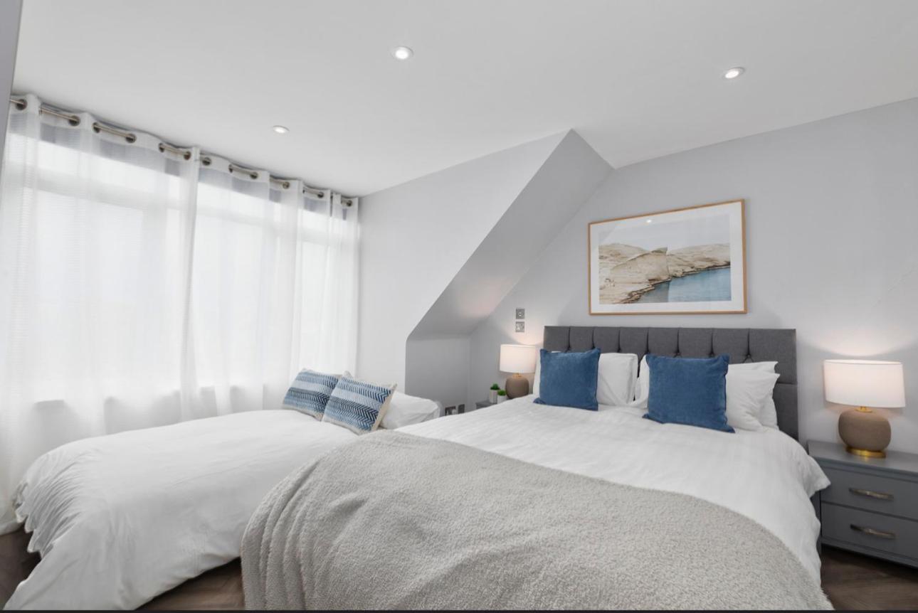 Eden House & Aquila House - Beach Apartments & Suites Saint Helier Bagian luar foto